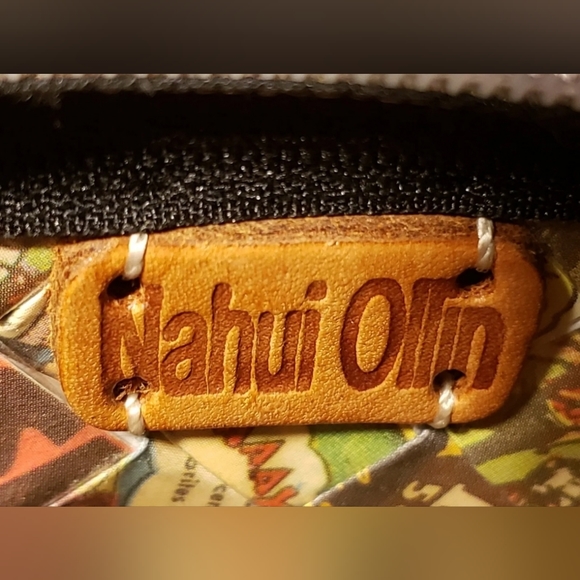 ♥️ NWOT Nahui Ollin For Tootsie Roll / Pop Owl Wrapper Clutch Purse Wristlet ♥️ - Picture 4 of 9